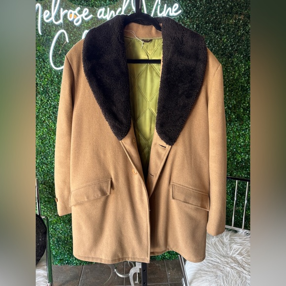 Vintage Van Heusen Windbreaker Tan Coat with Black shearling Collar - Picture 1 of 10